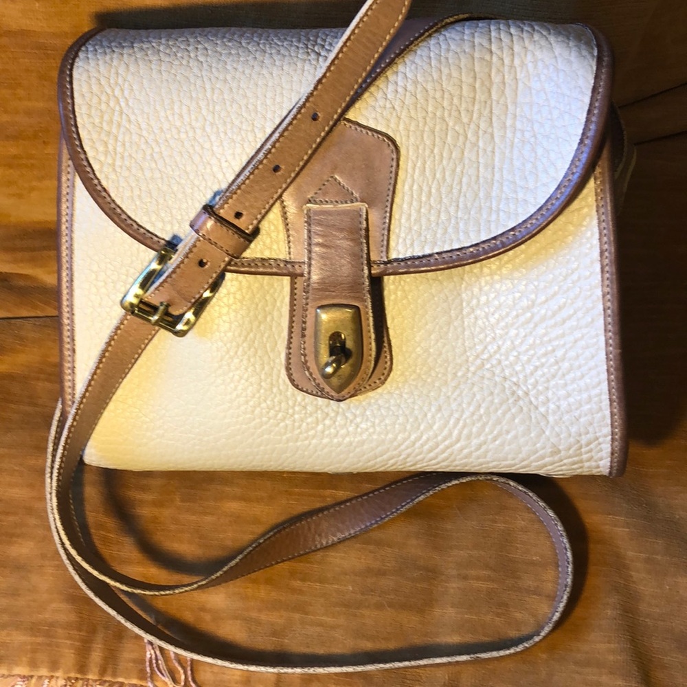 VTG🦆Rare Dooney & Bourke🦆Arrowhead Essex bag